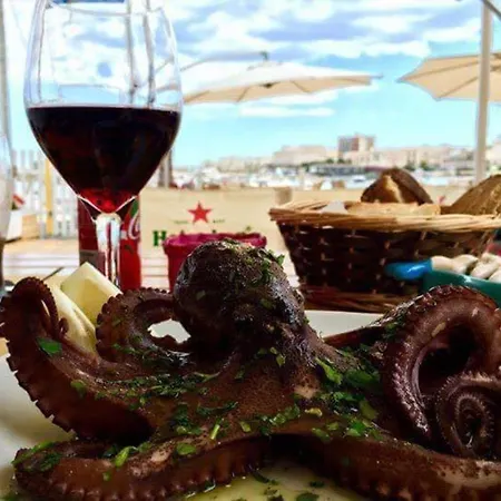 Virginia Hotel en barco