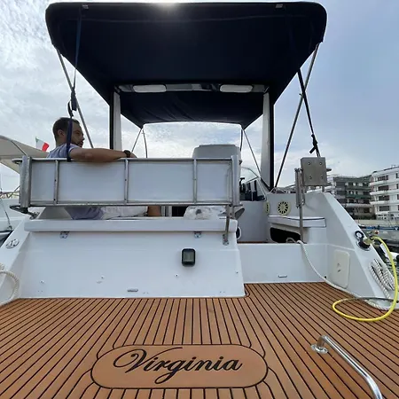 Virginia Syracuse