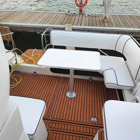 Botel Virginia Syrakus